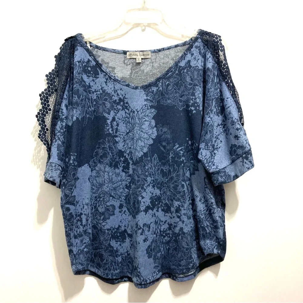 Absolutely Famous Women’s Blue Open Cold Shoulder Lace Crochet Knit Floral